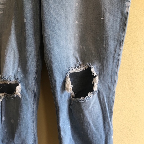 Express High Rise Girlfriend Jeans - Picture 4 of 7